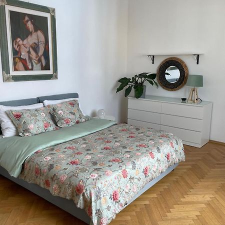 Blue Church Views - Central, Quiet, Bright - 4Th Floor Corner Apartment 125M2 Братислава Екстериор снимка
